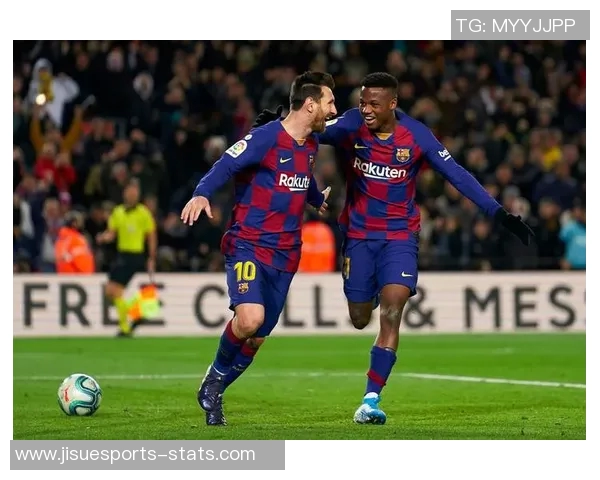 中超精彩对决巴萨与本菲卡战成平局神扑瞬间引发全场热烈反响