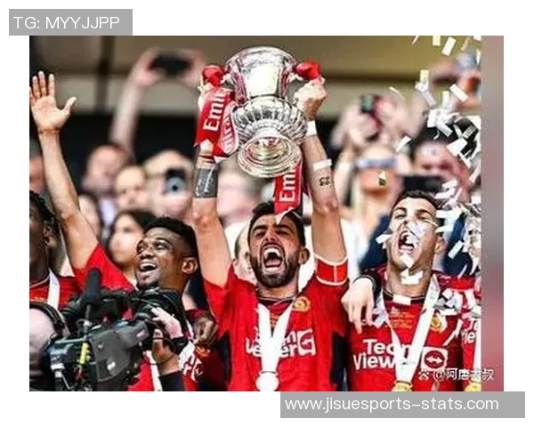 欧联杯历史冷门曼联6比2横扫曼城引爆全场激情 欧联杯历史冷门曼联6比2横扫曼城引爆全场激情