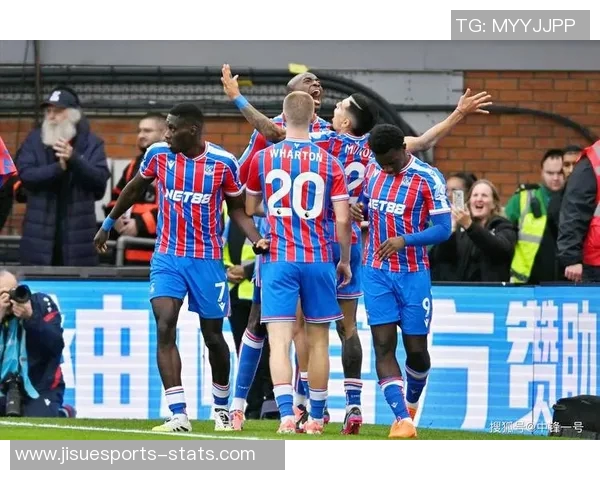 欧冠激战：尤文图斯逆转曼城红牌争议引发全场热议