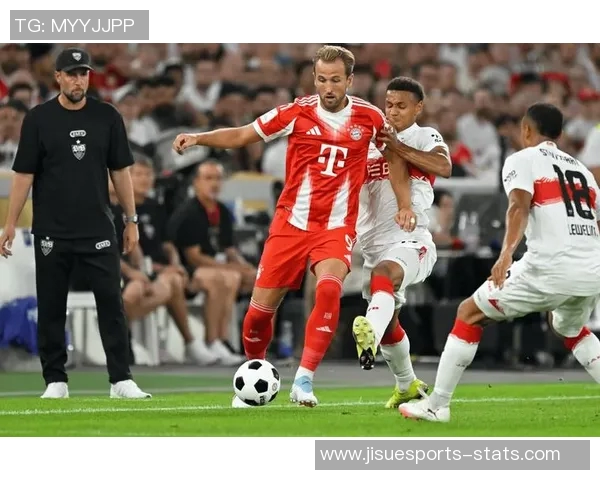 西甲赛场惊现冷门波尔图大胜拜仁引发战术热议与讨论 西甲赛场惊现冷门波尔图大胜拜仁引发战术热议与讨论