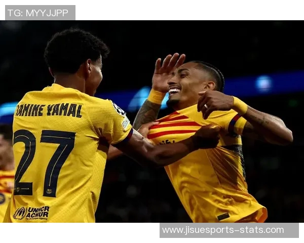 足总杯激战巴萨大胜巴黎圣日耳曼引发转会风波与热议 足总杯激战巴萨大胜巴黎圣日耳曼引发转会风波与热议