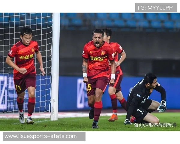 中超激战莱比锡大胜阿森纳点球争议引发全场热议