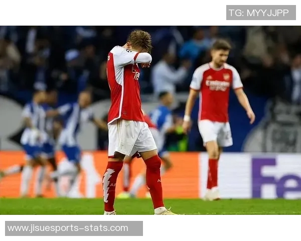 中超赛场惊现冷门那不勒斯绝杀波尔图引发全场狂欢